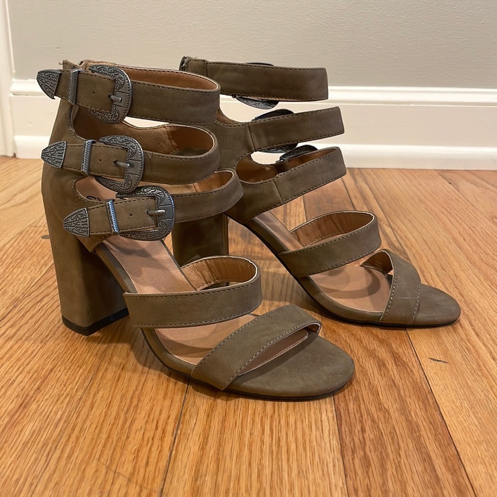 Brown Qupid Western Heeled Sandal Size 7.5